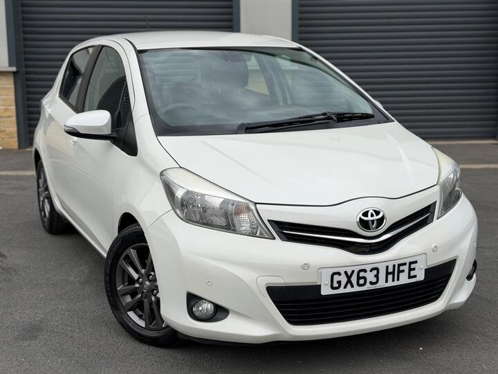 Toyota Yaris 1.33 Dual VVT-i Icon Plus Euro 5 5dr