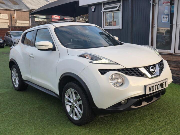 Nissan JUKE 1.6 N-Connecta XTRON Euro 6 5dr