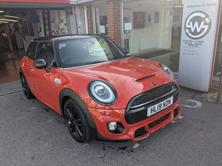 MINI Hatch 2.0 Cooper S Sport Steptronic Euro 6 (s/s) 3dr