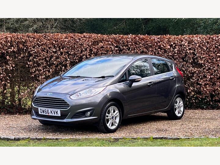 Ford Fiesta 1.0T EcoBoost Zetec Powershift Euro 6 5dr