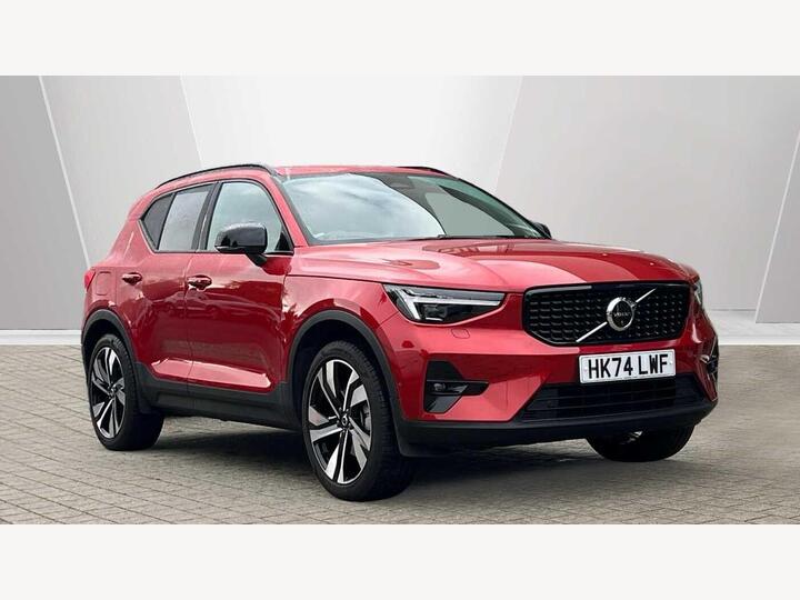 Volvo XC40 2.0 B3 MHEV Ultra Dark DCT Auto Euro 6 (s/s) 5dr