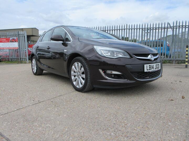Vauxhall Astra 2.0 CDTi EcoFLEX Elite Euro 5 (s/s) 5dr