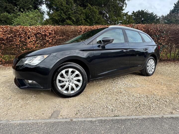 SEAT Leon 1.6 TDI CR SE Sport Tourer DSG Euro 5 (s/s) 5dr