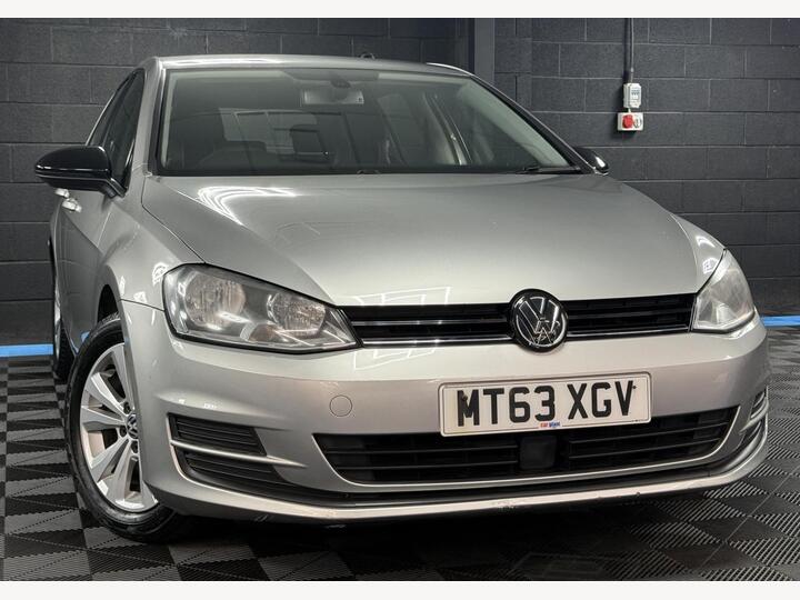 Volkswagen Golf 1.6 TDI BlueMotion Tech SE DSG Euro 5 (s/s) 5dr