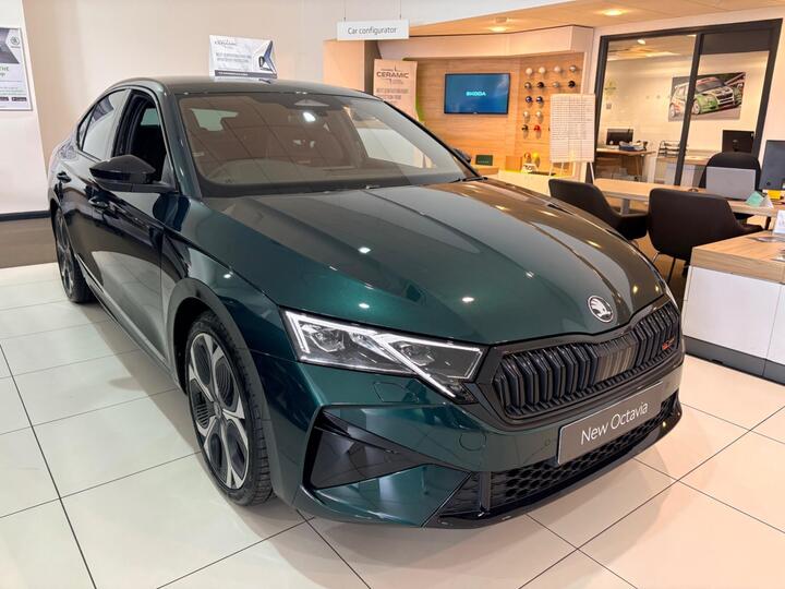 Skoda Octavia 2.0 TSI VRS DSG Euro 6 (s/s) 5dr