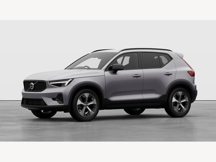 Volvo XC40 2.0 B4 MHEV Plus Dark DCT Auto Euro 6 (s/s) 5dr