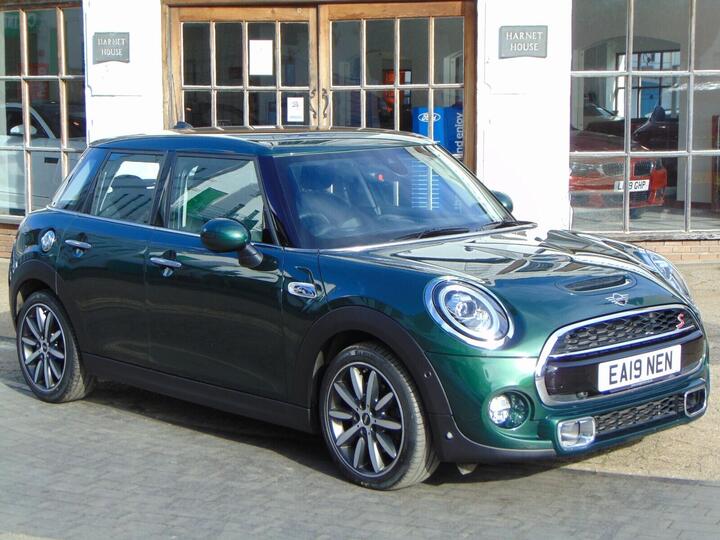 MINI HATCHBACK 2.0 Cooper S Exclusive Steptronic Euro 6 (s/s) 5dr