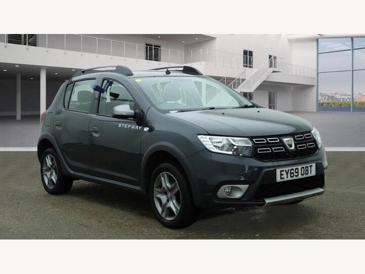 Dacia Sandero Stepway 0.9 TCe Essential Euro 6 (s/s) 5dr
