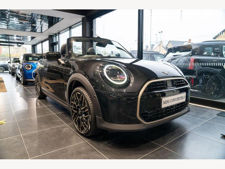 MINI Cooper Convertible 2.0S Exclusive Steptronic Euro 6 (s/s) 2dr