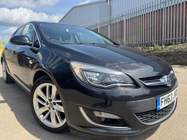 Vauxhall ASTRA 1.6 16v SRi Euro 5 5dr