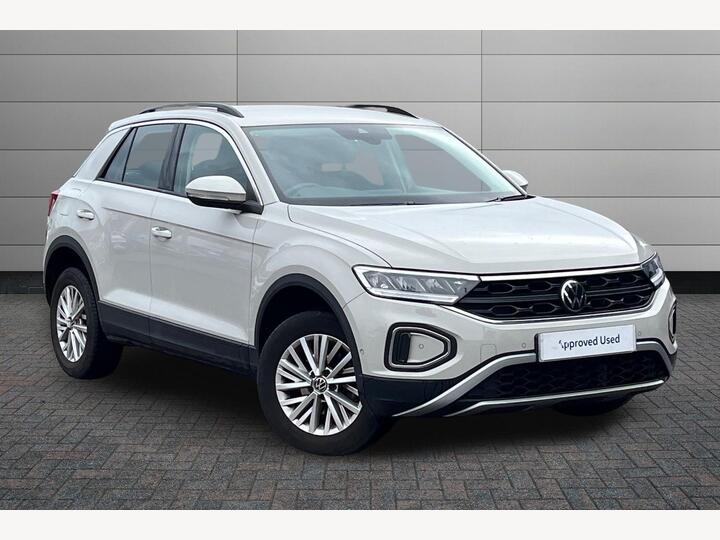 Volkswagen T-Roc 1.0 TSI Life Euro 6 (s/s) 5dr Volkswagen T-Roc 1.0 TSI Life Euro 6 (s/s) 5dr
