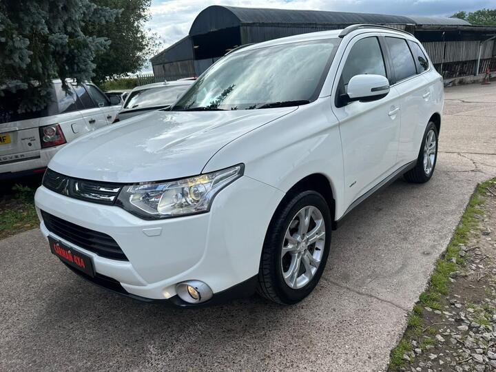 Mitsubishi OUTLANDER 2.2 DI-D GX4 4WD Euro 5 (s/s) 5dr