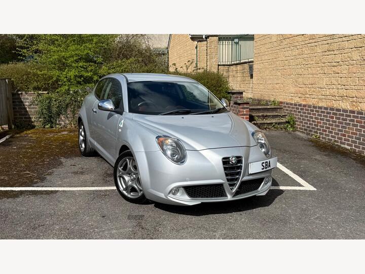 Alfa Romeo MiTo 875 TB TwinAir Distinctive Euro 6 (s/s) 3dr Alfa Romeo MiTo 875 TB TwinAir Distinctive Euro 6 (s/s) 3dr