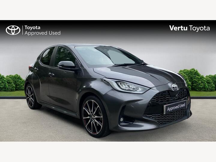 Toyota Yaris 1.5 VVT-h GR SPORT E-CVT Euro 6 (s/s) 5dr