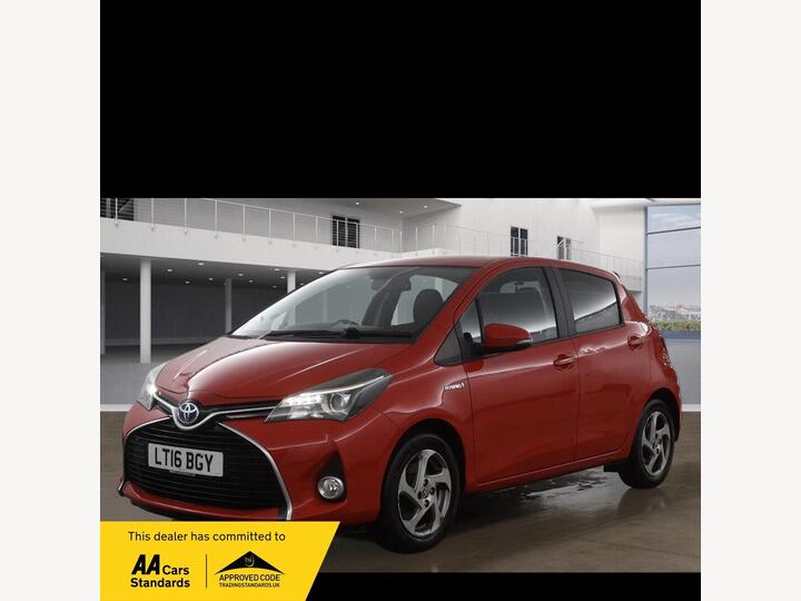 Toyota Yaris 1.5 VVT-h Excel E-CVT Euro 6 5dr (15in Alloy)
