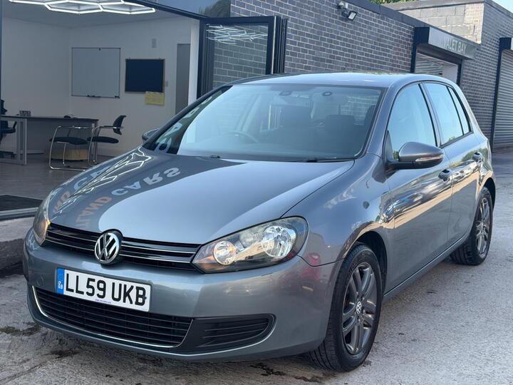 Volkswagen Golf 1.6 TDI SE DSG Euro 5 5dr