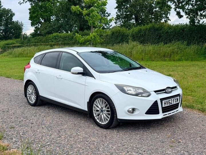Ford Focus 1.6 TDCi Zetec Euro 5 (s/s) 5dr