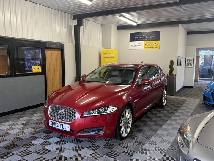 Jaguar XF 2.2d Premium Luxury Sportbrake Auto Euro 5 (s/s) 5dr