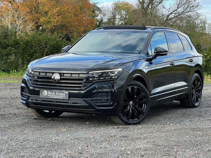 Volkswagen TOUAREG 3.0 TDI V6 Black Edition Tiptronic 4Motion Euro 6 (s/s) 5dr Volkswagen TOUAREG 3.0 TDI V6 Black Edition Tiptronic 4Motion Euro 6 (s/s) 5dr