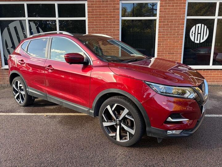 Nissan QASHQAI 1.3 DIG-T Tekna Euro 6 (s/s) 5dr