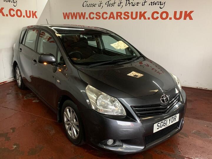 Toyota VERSO 1.8 V-Matic TR Multidrive S Euro 5 5dr