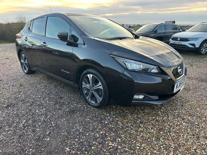 Nissan LEAF 40kWh Tekna Auto 5dr