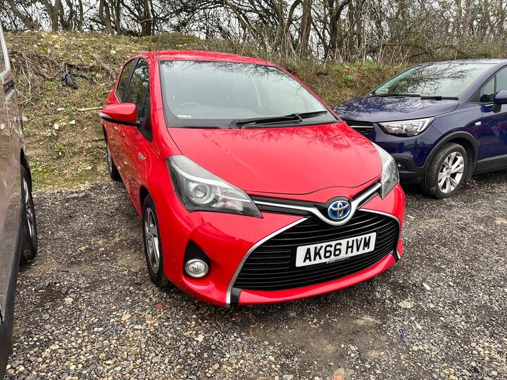 Toyota Yaris 1.5 VVT-h Icon E-CVT Euro 6 5dr