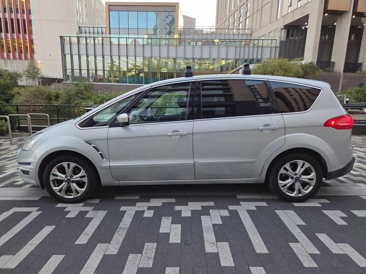 Ford S-Max 2.2 TDCi Titanium Euro 5 5dr