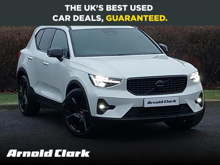 Volvo XC40 2.0 B3 MHEV Plus Black Edition DCT Auto Euro 6 (s/s) 5dr