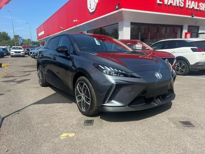 MG MG4 64kWh Trophy Long Range Auto 5dr