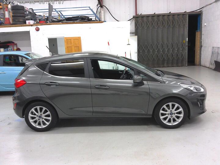 Ford Fiesta 1.0T EcoBoost Titanium Euro 6 (s/s) 5dr