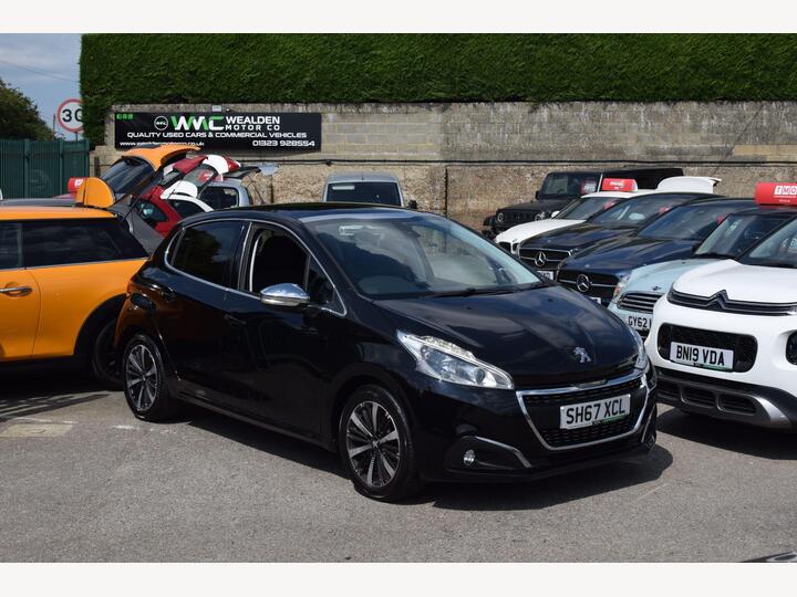 Peugeot 208 1.2 PureTech Allure Premium Euro 6 (s/s) 5dr