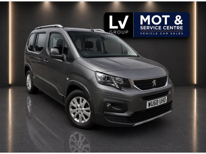 Peugeot RIFTER 1.5 BlueHDi Allure Standard MPV Euro 6 (s/s) 5dr Peugeot RIFTER 1.5 BlueHDi Allure Standard MPV Euro 6 (s/s) 5dr
