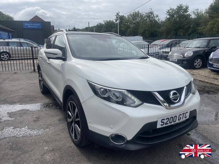 Nissan Qashqai 1.2 DIG-T Tekna 2WD Euro 6 (s/s) 5dr