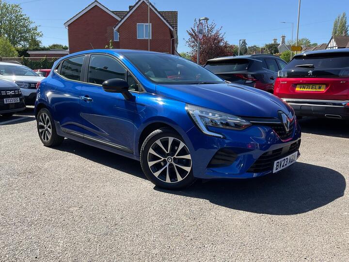 Renault Clio 1.0 TCe Evolution Euro 6 (s/s) 5dr