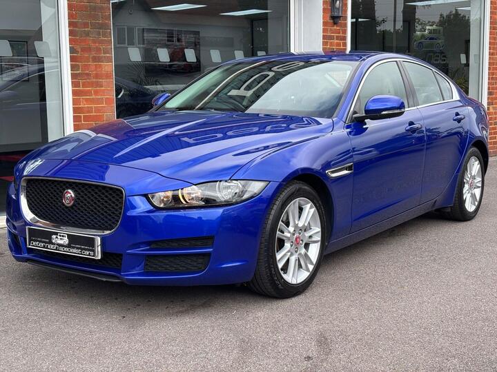 Jaguar XE 2.0i Prestige Auto Euro 6 (s/s) 4dr