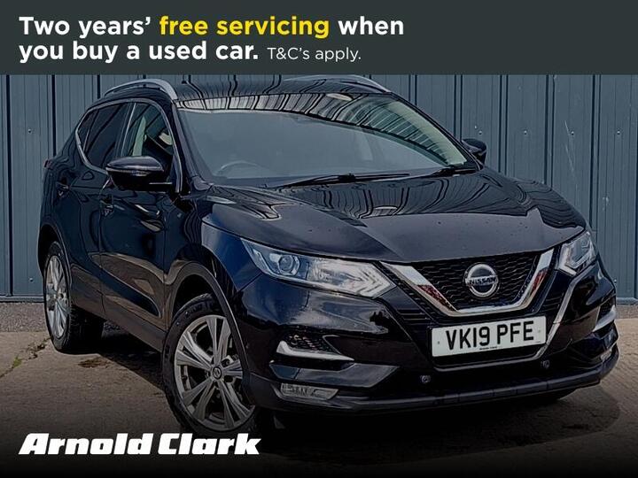 Nissan Qashqai 1.3 DIG-T N-Connecta Euro 6 (s/s) 5dr