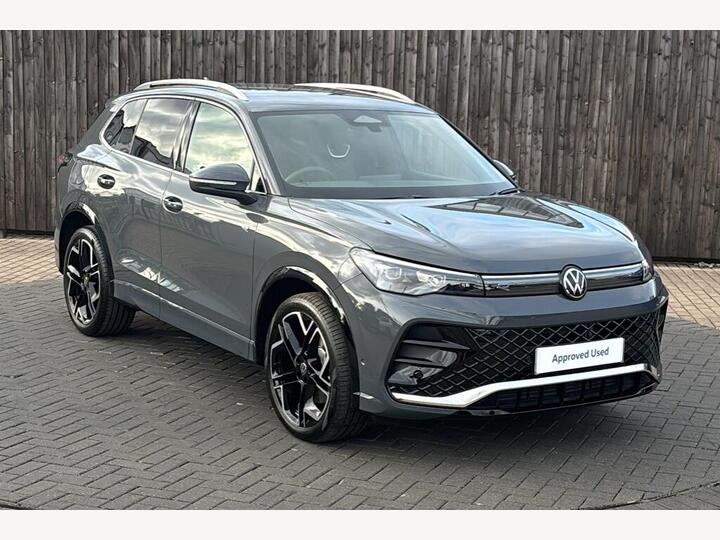 Volkswagen Tiguan 2.0 TDI R-Line DSG Euro 6 (s/s) 5dr