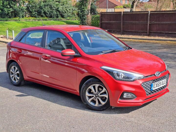 Hyundai I20 1.2 SE Launch Edition Euro 6 (s/s) 5dr Hyundai I20 1.2 SE Launch Edition Euro 6 (s/s) 5dr