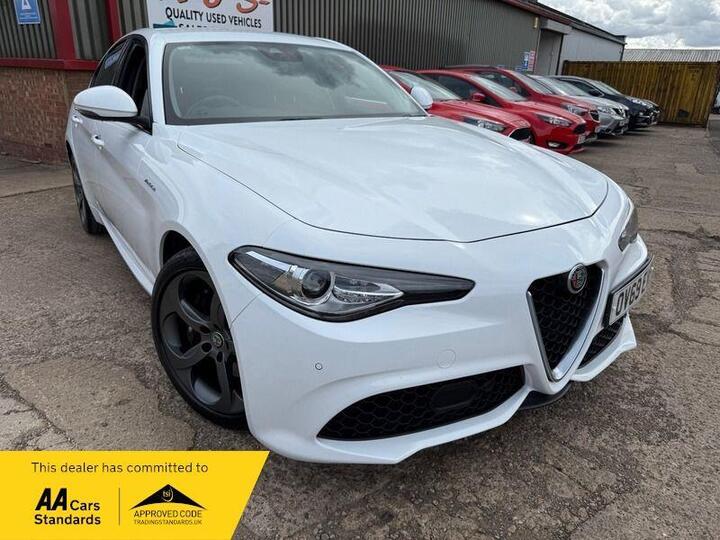 Alfa Romeo Giulia 2.0T Veloce Auto Euro 6 (s/s) 4dr Alfa Romeo Giulia 2.0T Veloce Auto Euro 6 (s/s) 4dr