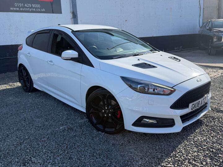 Ford FOCUS 2.0T EcoBoost ST-3 Euro 6 (s/s) 5dr