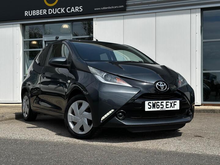 Toyota AYGO 1.0 VVT-i X-play Euro 5 5dr Euro 5
