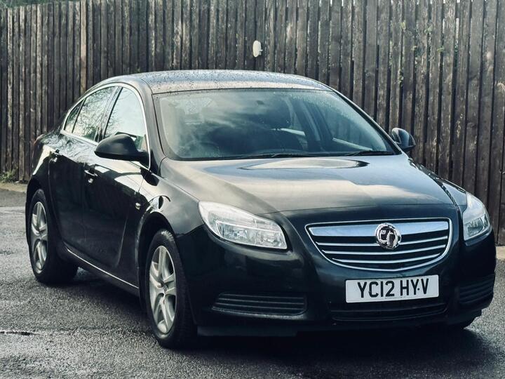 Vauxhall Insignia 1.8 16V Exclusiv Euro 5 5dr Vauxhall Insignia 1.8 16V Exclusiv Euro 5 5dr