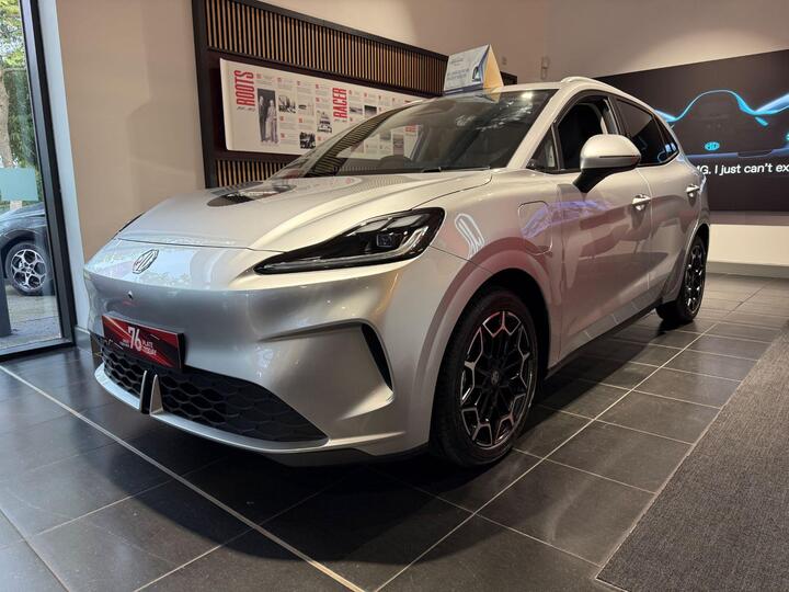 MG MG4 Urban 53.9kWh Premium Long Range Auto 5dr