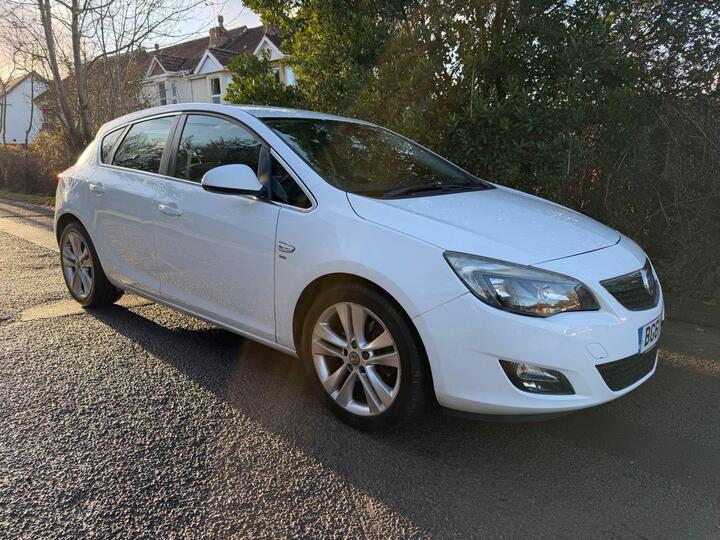 Vauxhall Astra 2.0 CDTi EcoFLEX SRi Euro 5 (s/s) 5dr