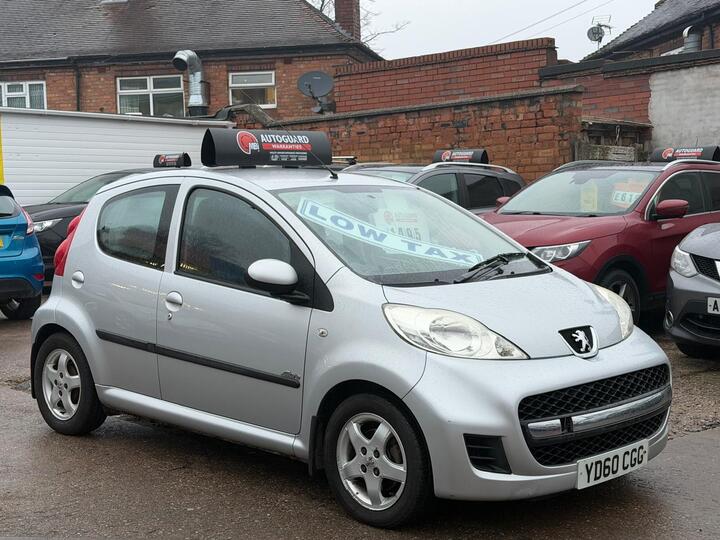 Peugeot 107 1.0 12V Allure Euro 4 5dr