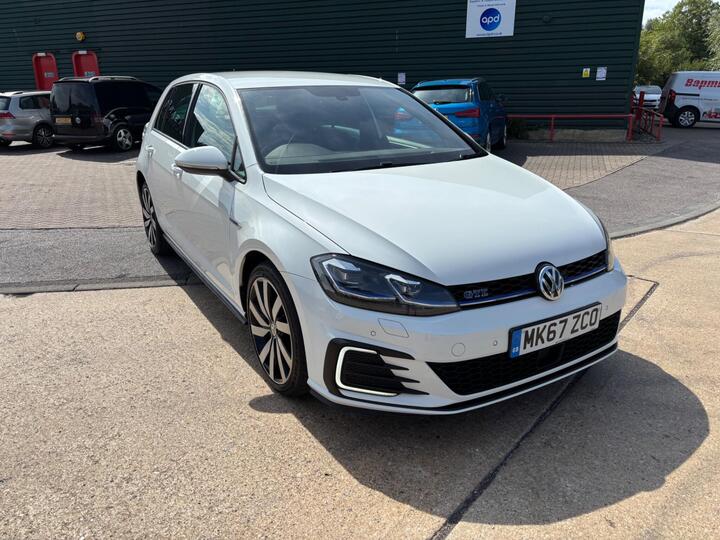 Volkswagen Golf 1.4 TSI 8.7kWh GTE Advance DSG Euro 6 (s/s) 5dr