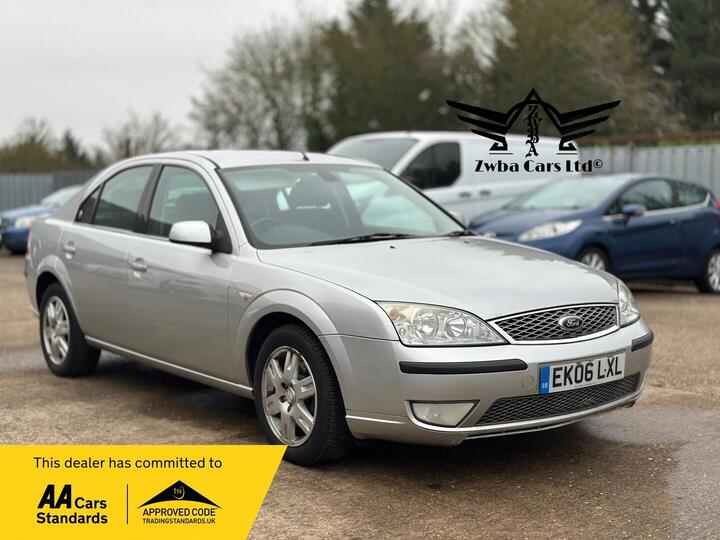 Ford Mondeo 2.0 Ghia 5dr