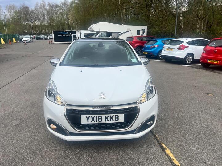 Peugeot 208 1.2 PureTech Allure Premium Euro 6 (s/s) 5dr