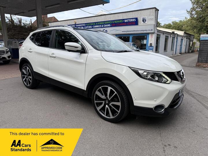 Nissan Qashqai 1.6 DCi Tekna XTRON 2WD Euro 6 (s/s) 5dr